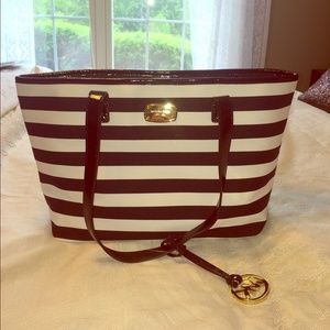 NWT black & white Michael Kors stripped bag.