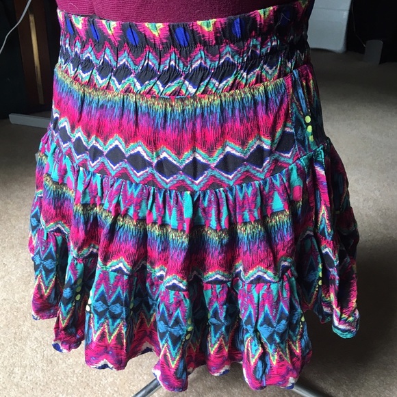 💗 Multi Colored Ruffle Skirt - Picture 2 of 16