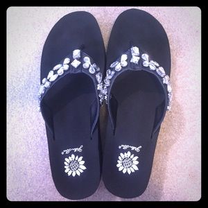 gem wedged sandals