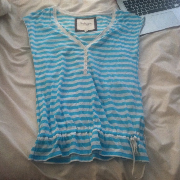 Abercrombie top
