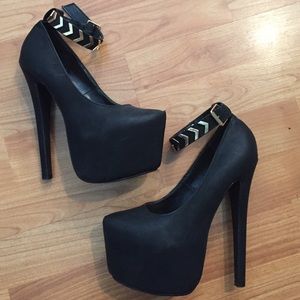 Red kiss black stilettos