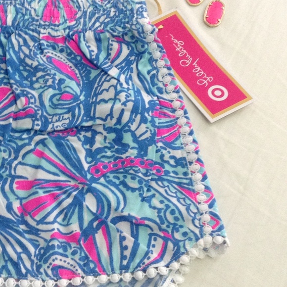 Lilly Pulitzer my fans Pom Pom shorts