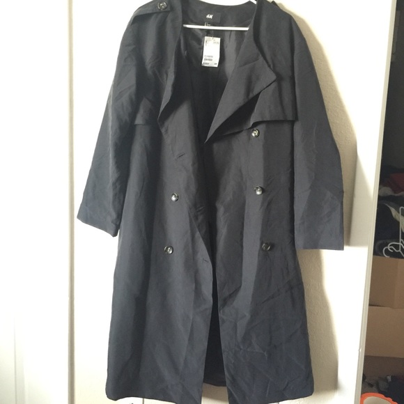 H&M trend trench coat