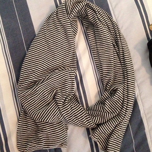 Striped scarf!