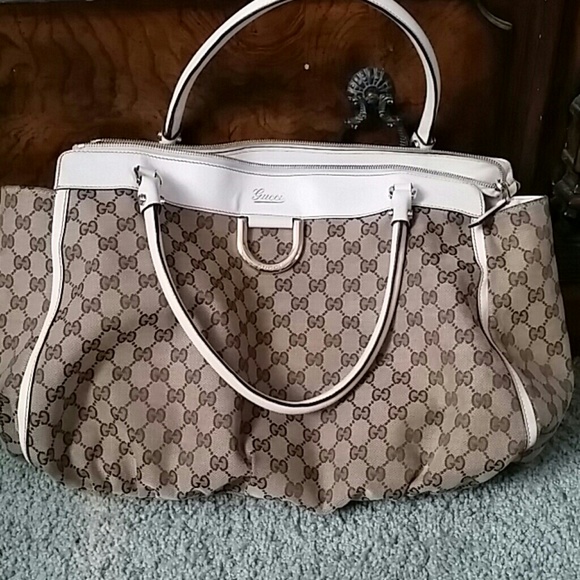 Authentic  Gucci bag
