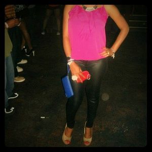 Magenta  Summer top with ruffle detail