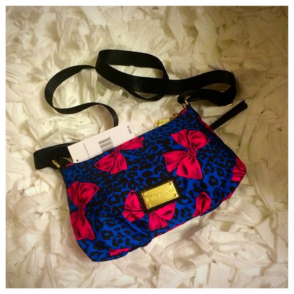 Betsey Johnson Handbags - Betsey Johnson pink Bows Crossbody Bag