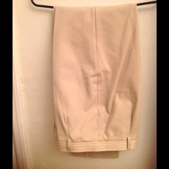 Khaki pants - Picture 2 of 4