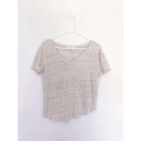 ✖️TRADED✖️ Heather oatmeal tee