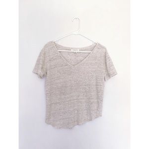 ✖️TRADED✖️ Heather oatmeal tee