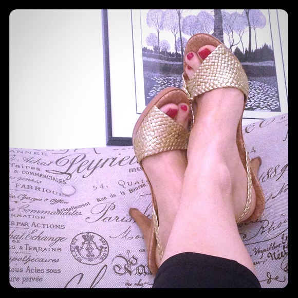 Gold Kors Michael Kors Slingback Heels, size 8 1/2