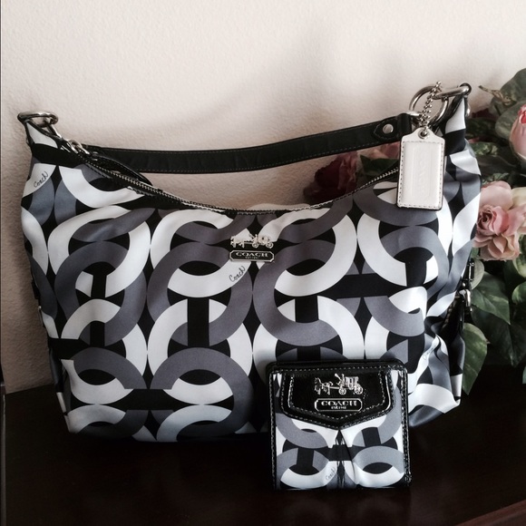 *ON HOLD* Amazing Coach Handbag & Matching Wallet
