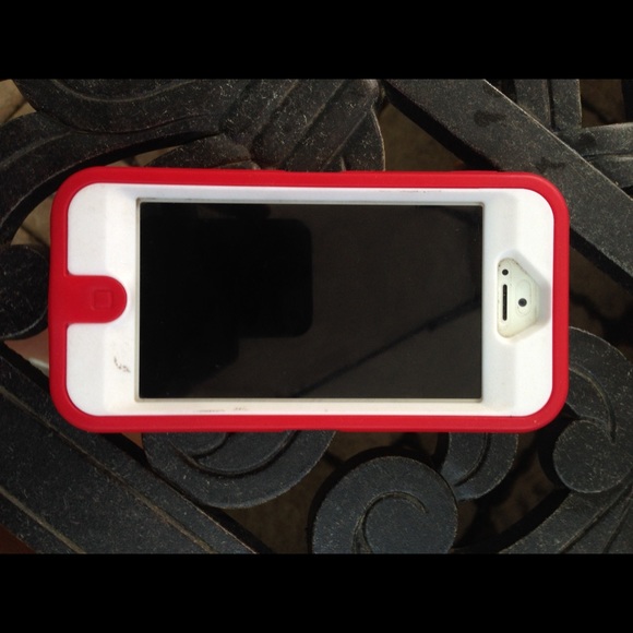 iPhone 5/5s Protective Phone Case - Picture 4 of 4