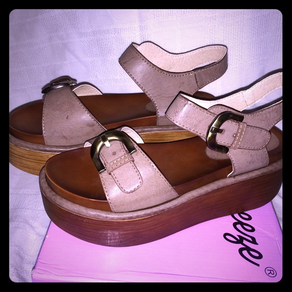Platform Sandals - Womens 9