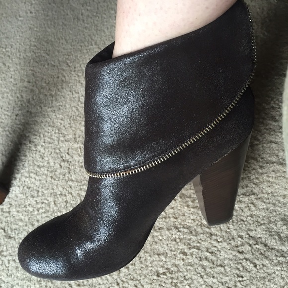 Michael Kors Metallic Brown Boots - Picture 2 of 3