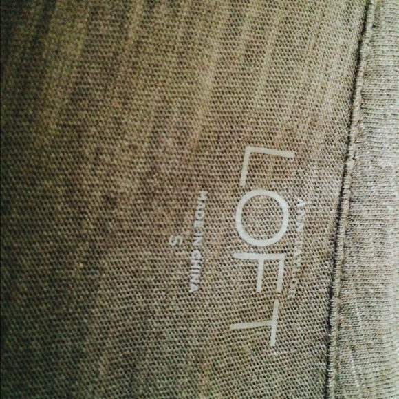 LOFT grey tee! - Picture 2 of 2