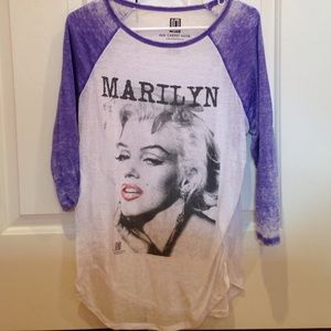 Marilyn Monroe top