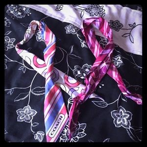 BOTH coach scarves 💖
