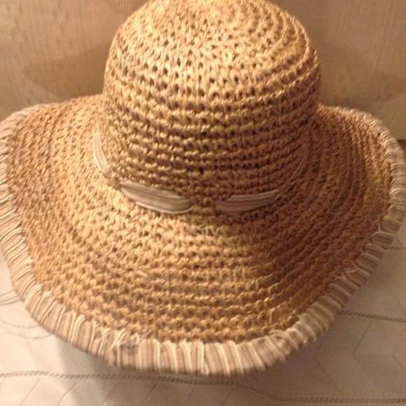 Straw hat