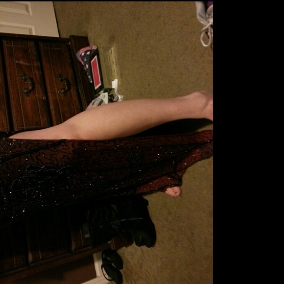 Je Matadi Beaded Evening Gown - Picture 4 of 4