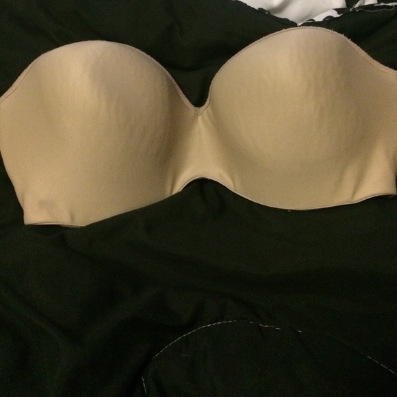 Strapless bra
