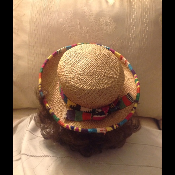 Straw hat - Picture 3 of 4