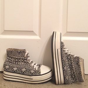 Black and white platform converse