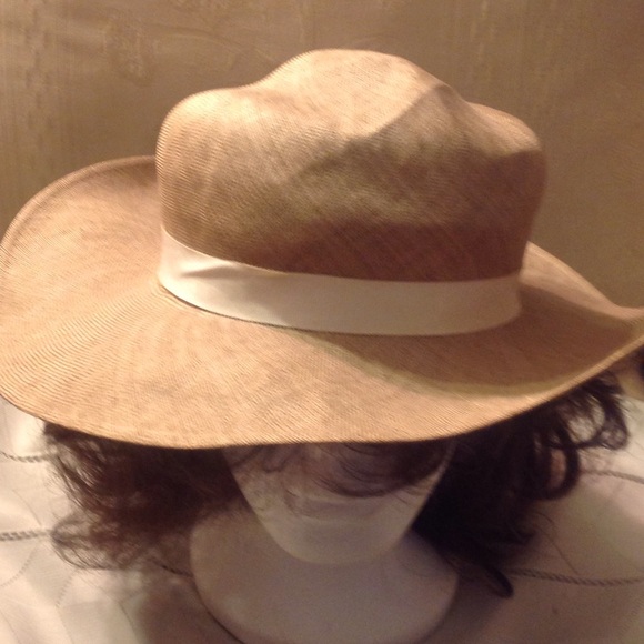 Hat - Picture 2 of 4