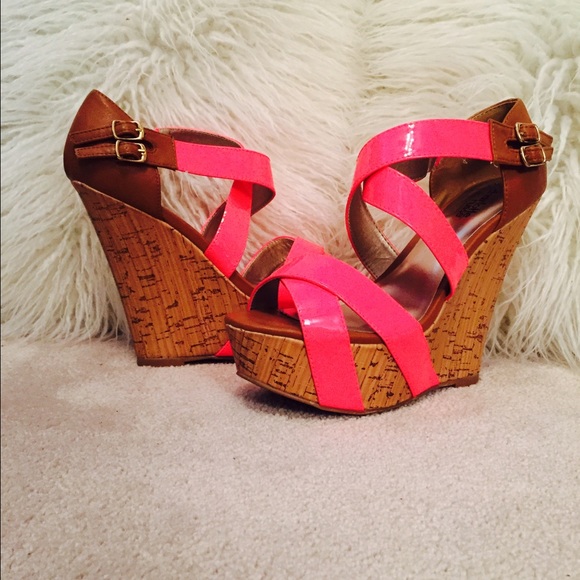 Flirty wedge!!!