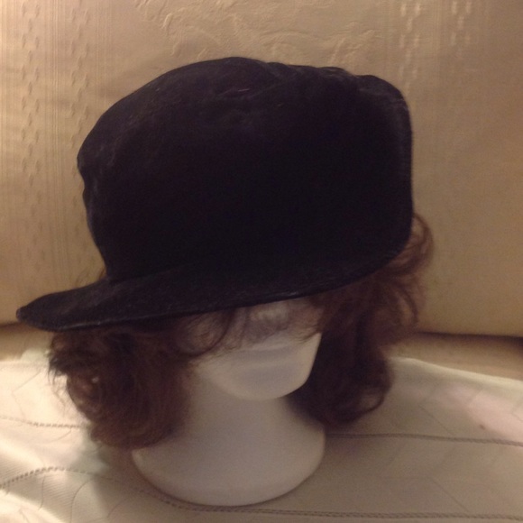 Hat - Picture 4 of 4
