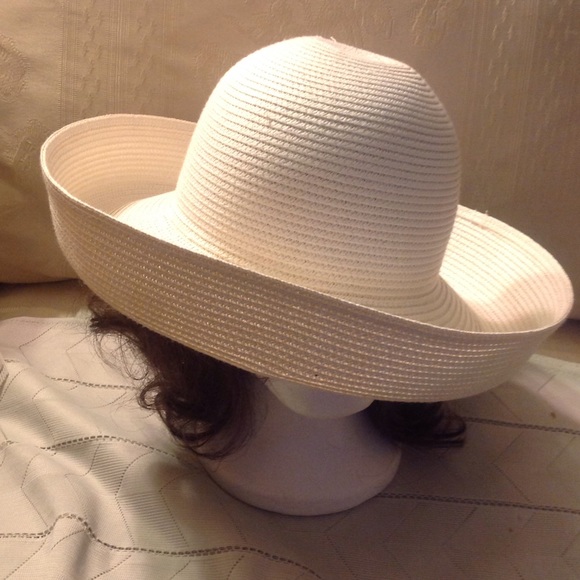 Hat - Picture 4 of 4