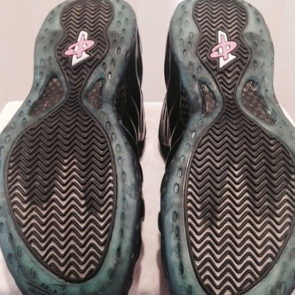 Nike foams - Picture 2 of 4