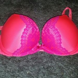 Victorias Secret Bombshell bra