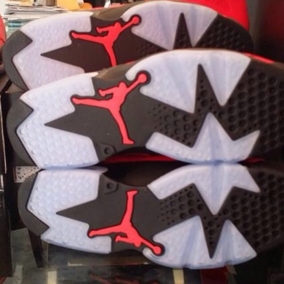 ️️Jordans - Picture 4 of 4