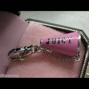 *Łïmïtëd Ēdïtïōn*JUICY COUTURE CHARM CHEER MEGAPHO