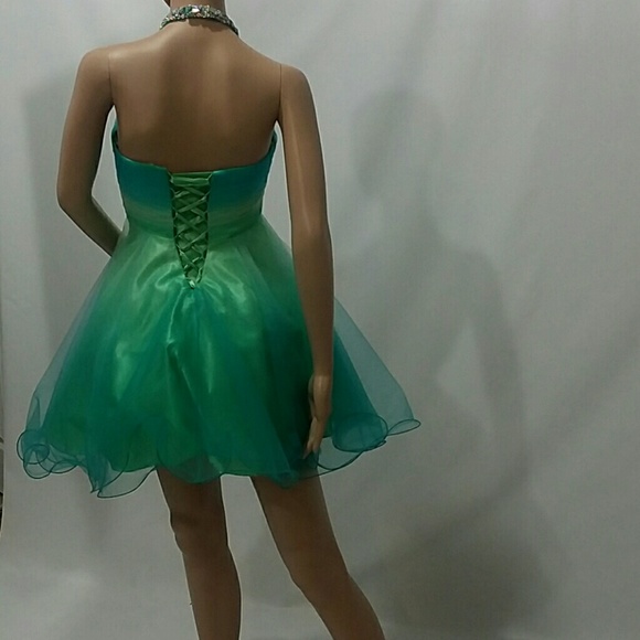 Prom dress - Picture 2 of 2