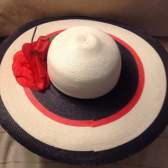 Hat - Picture 4 of 4