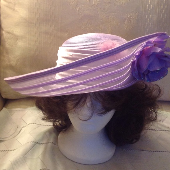 Hat - Picture 2 of 4