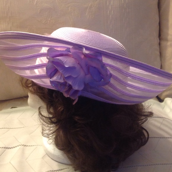 Hat - Picture 4 of 4