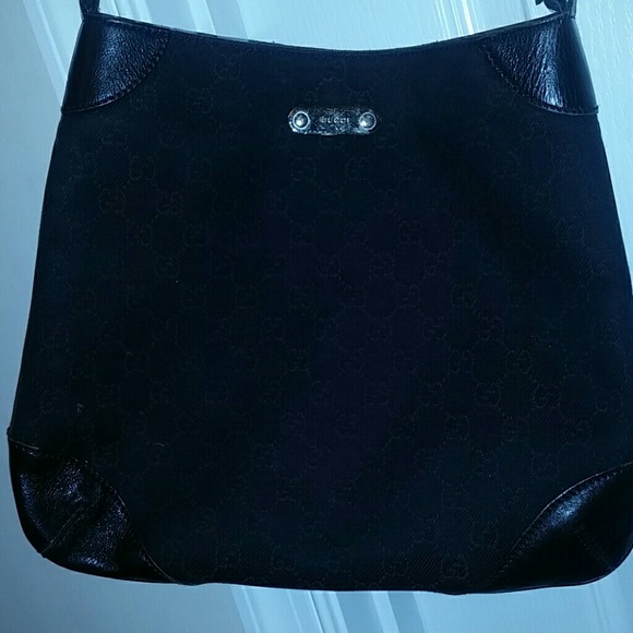 Authentic Gucci Purse - Picture 2 of 4