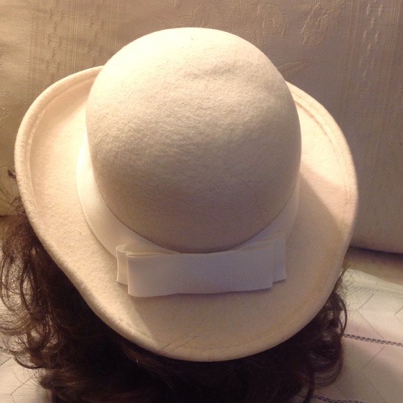 Hat - Picture 4 of 4