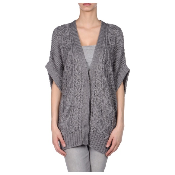 Grey knitted cardigan - Picture 2 of 6