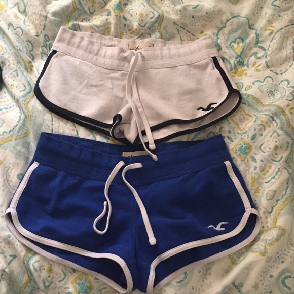 Hollister sweat shorts bundle!!