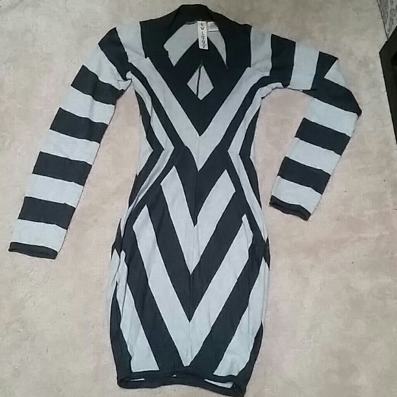Long sleeve dress