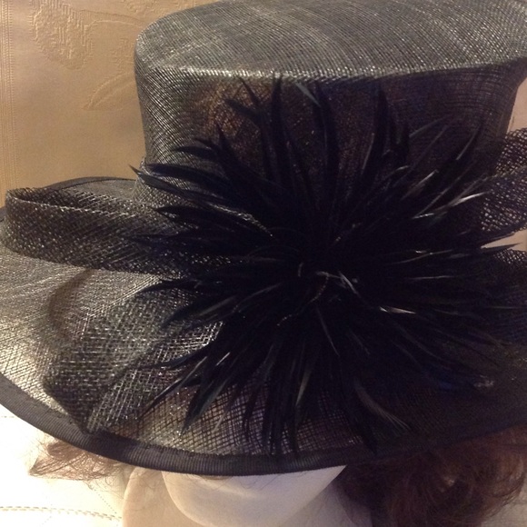 Hat - Picture 4 of 4