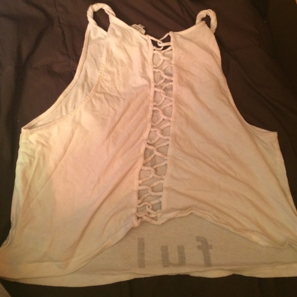 white tank - Picture 2 of 2