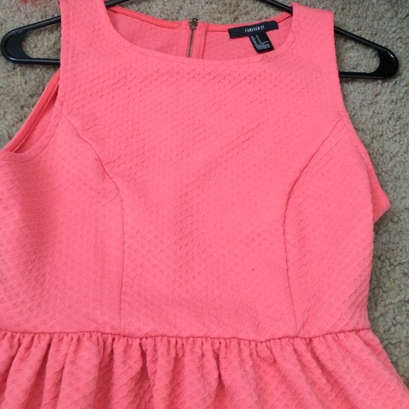 Light pink summer dress - Picture 3 of 4