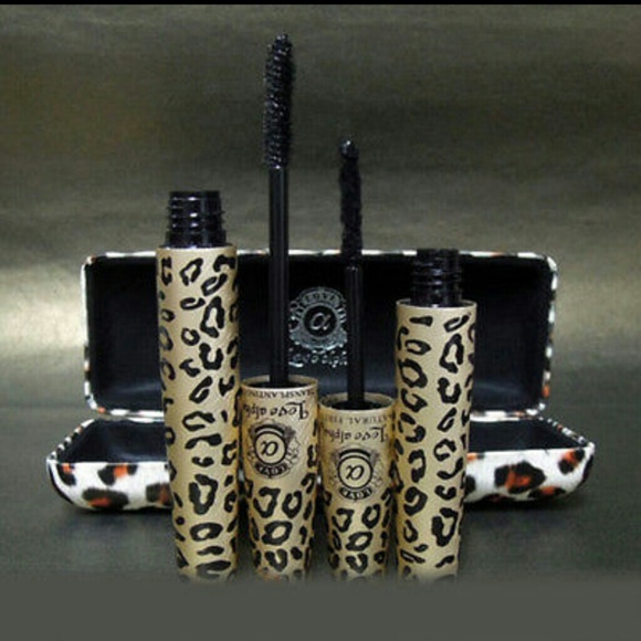 SOLD!!mascara leopard love alpha eyelash extension