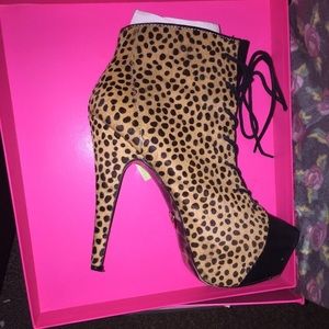 Betsey Johnson Cheetah Print Boots