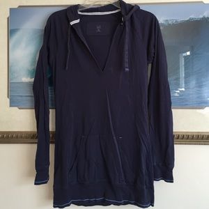 Navy Blue GAP top